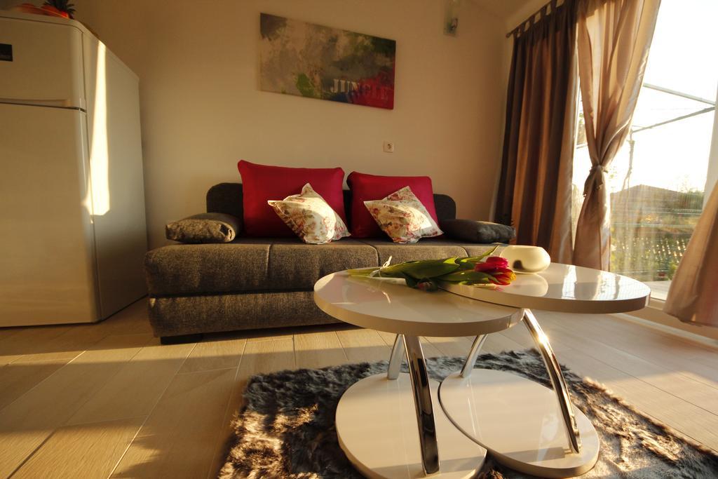 Apartment Golden Dreams Podstrana Ngoại thất bức ảnh