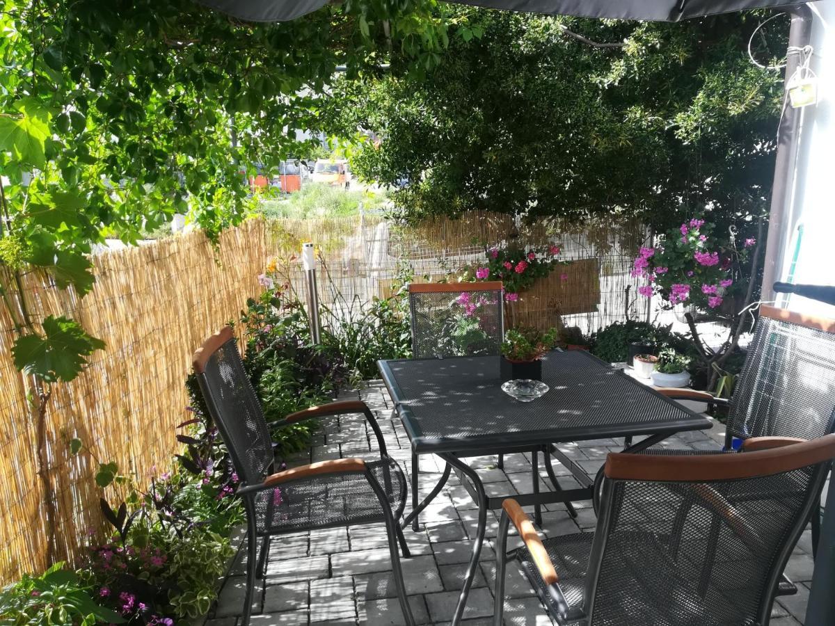Apartment Golden Dreams Podstrana Ngoại thất bức ảnh